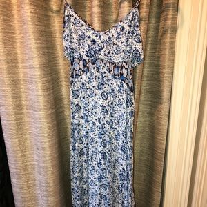 Side cut out maxi dress